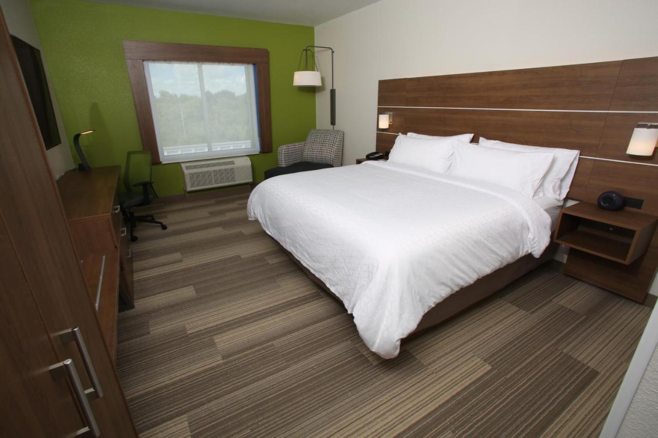 Holiday Inn Express Hotel And Suites Lincoln Airport By Ihg Экстерьер фото